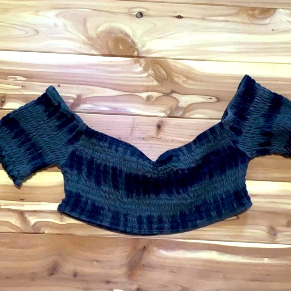 Obey crop top. Never worn